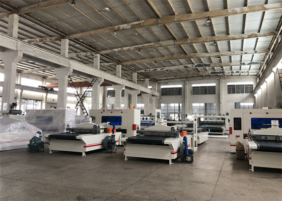Hot Melt Glue Industrial Woodworking Coating Laminating Machine 1600-2600mm